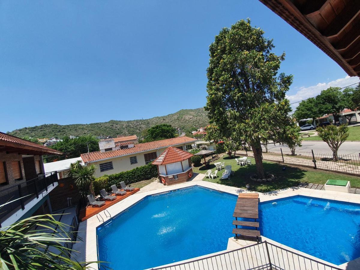 Hotel Carlos Paz Вилья-Карлос-Пас Экстерьер фото